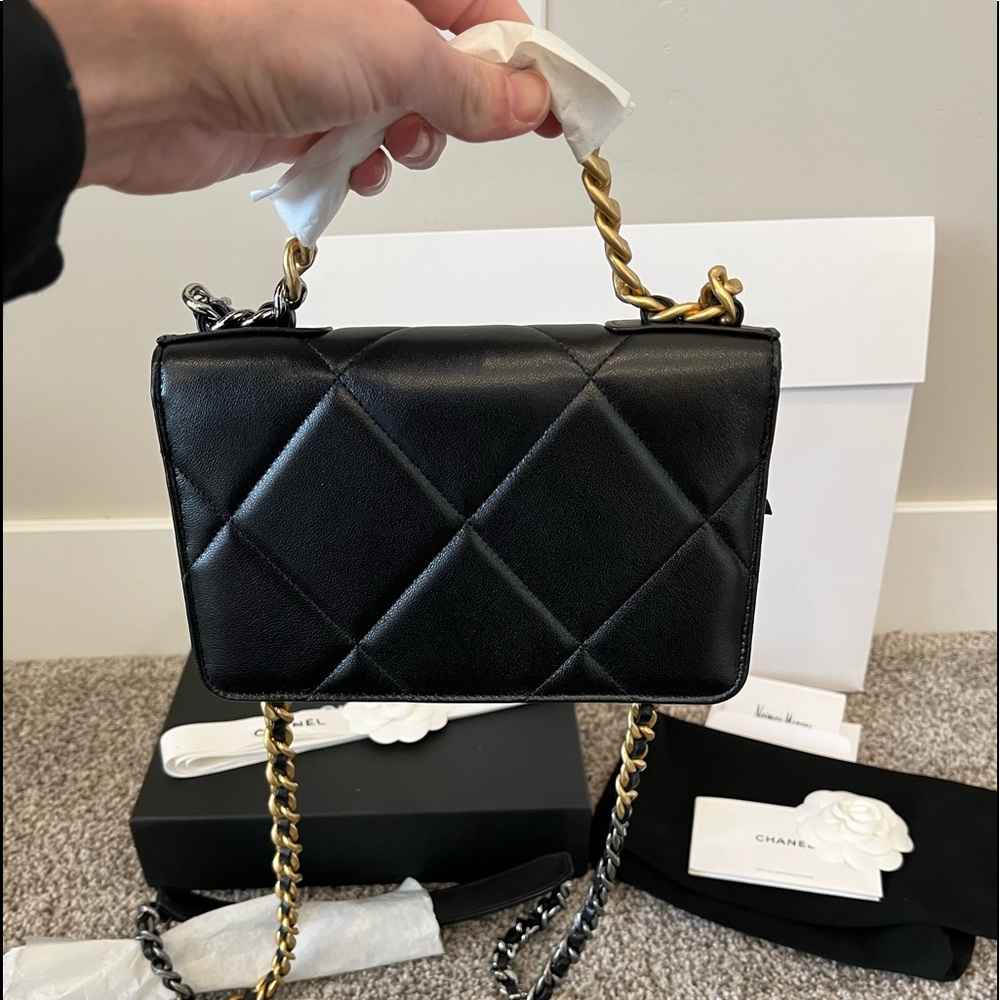 ❌SOLD❌  ❤️Host Pick!🥳 CHANEL 22P Black Lambskin 19 WOC bag - NEW with RECEIPT - Picture 5 of 17